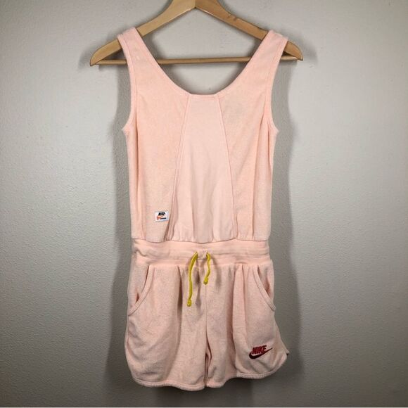 Nike Girl's Heritage Romper Coral Peach Pink French Terry Big Kids M DD2338-664 - Picture 1 of 6